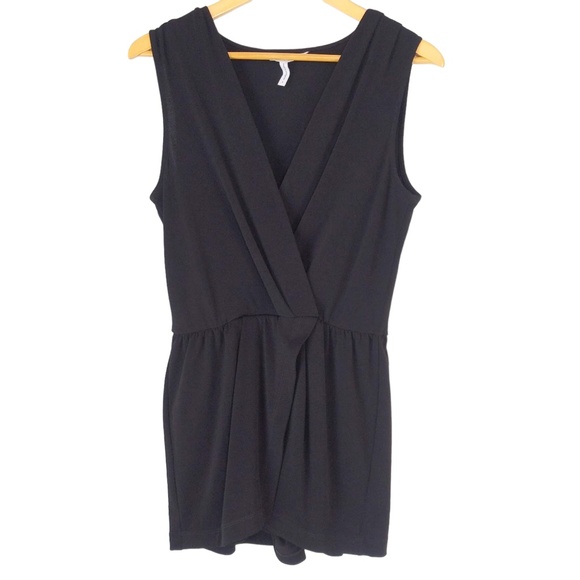 BCBGeneration Black Sleeveless V Neck Romper Shorts - Picture 7 of 12